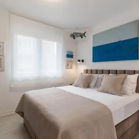 Art Corner - Boutique Artist's *