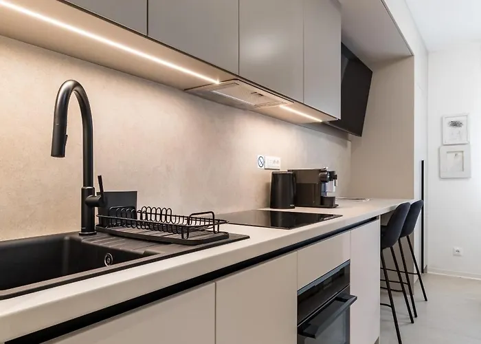 Art Corner - Boutique Artist's *