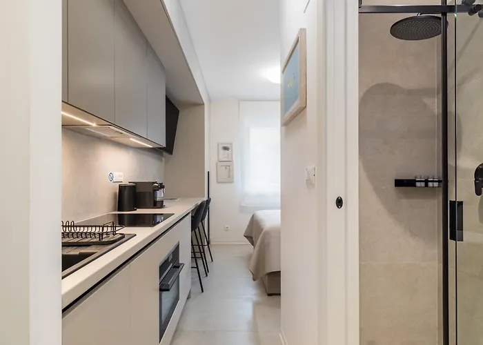 Art Corner - Boutique Artist's 스플리트