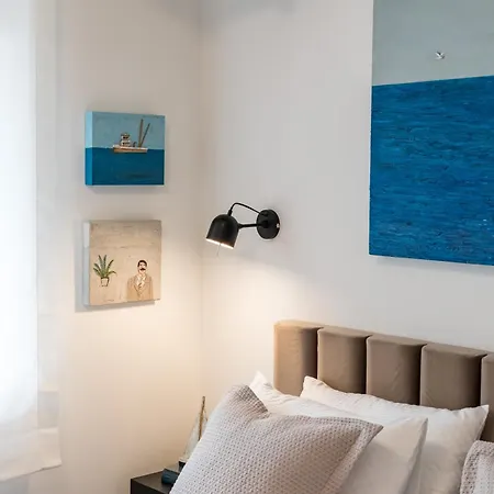 Art Corner - Boutique Artist's Apartment