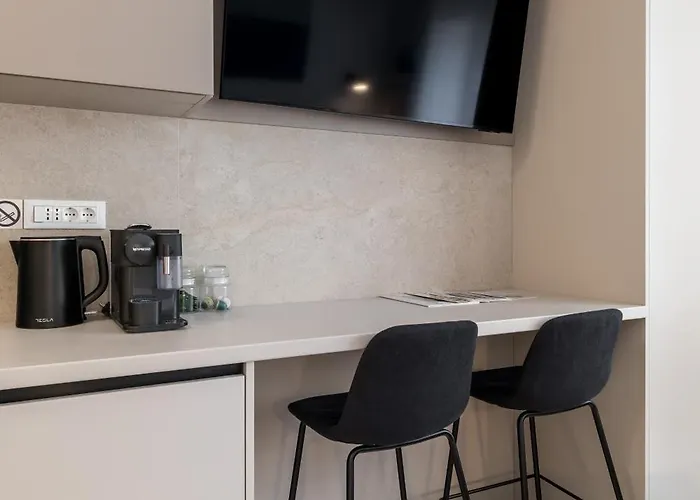 Art Corner - Boutique Artist's *