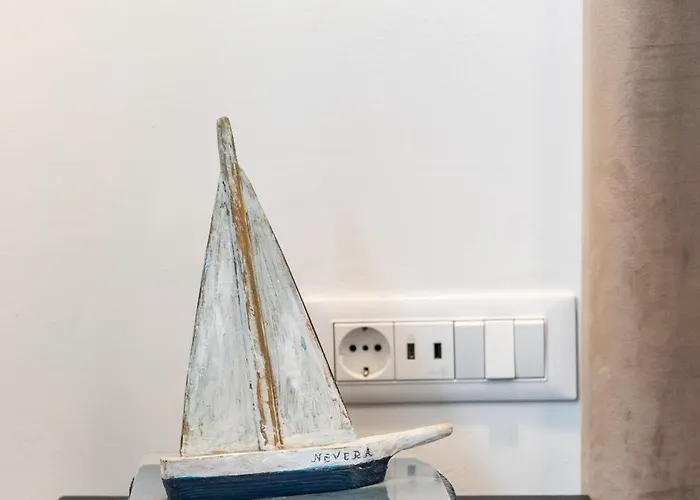 Art Corner - Boutique Artist's